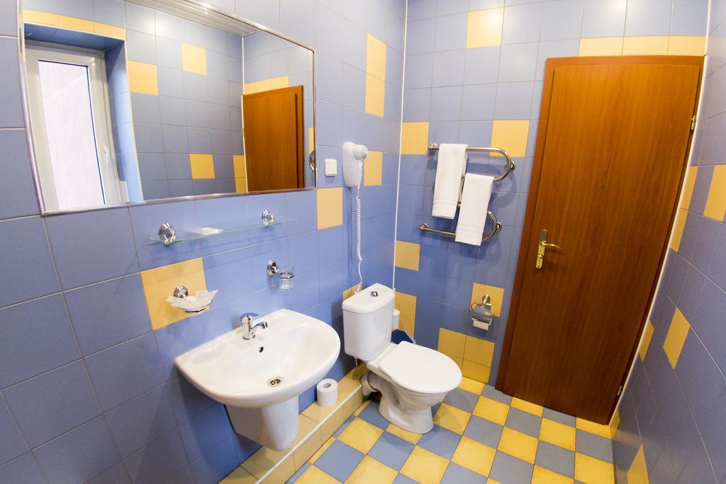 Inza Guest House ドルスキニンカイ エクステリア 写真