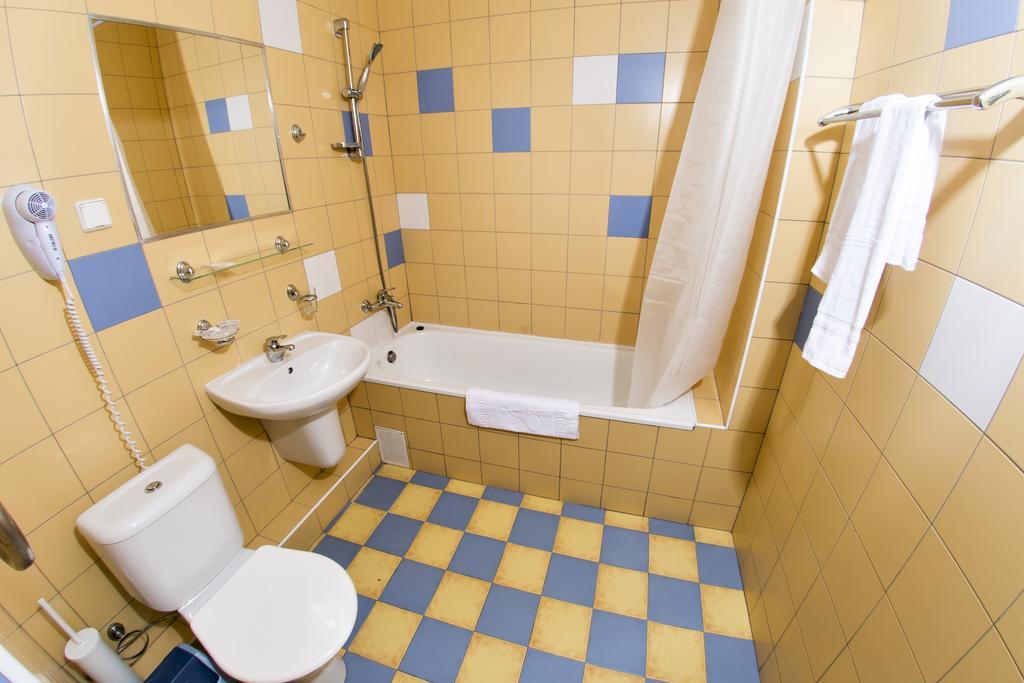 Inza Guest House ドルスキニンカイ エクステリア 写真